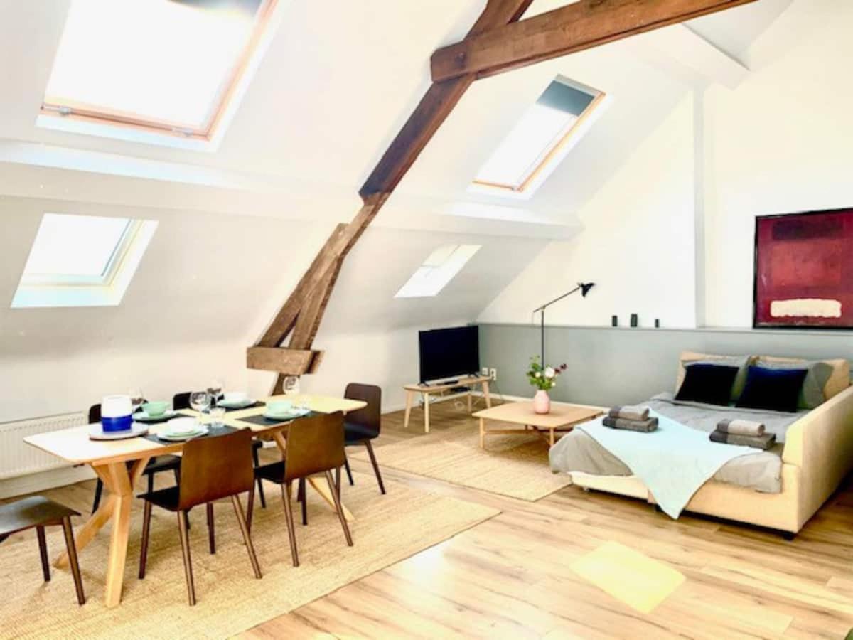 Cozy Apartment In Antwerpen Centraal Anvers Dış mekan fotoğraf