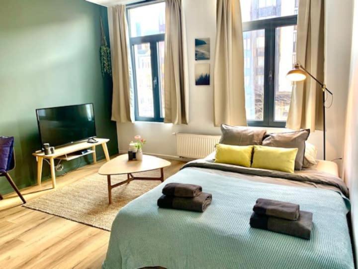 Cozy Apartment In Antwerpen Centraal Anvers Dış mekan fotoğraf