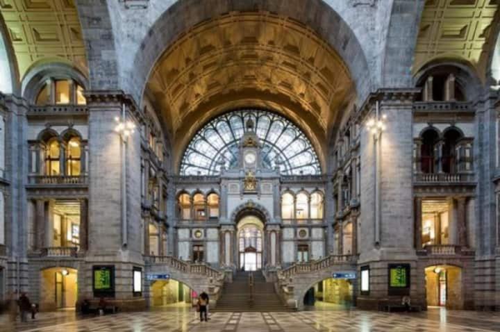 Cozy Apartment In Antwerpen Centraal Anvers Dış mekan fotoğraf