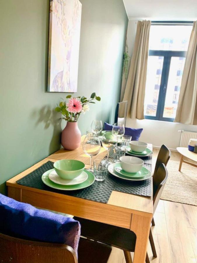 Cozy Apartment In Antwerpen Centraal Anvers Dış mekan fotoğraf