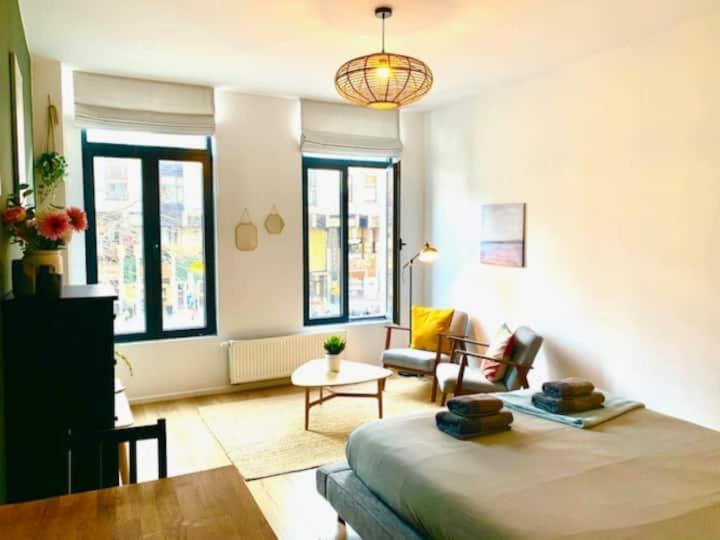 Cozy Apartment In Antwerpen Centraal Anvers Dış mekan fotoğraf